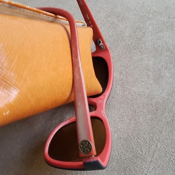 Tory Burch frames/case - Picture 3 of 13